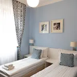 Aparthotel Golebia 8