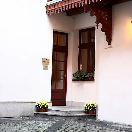 Gołębia 8 Hotel apartamentowy Kraków
