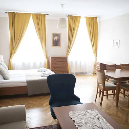 Gołębia 8 4* Kraków