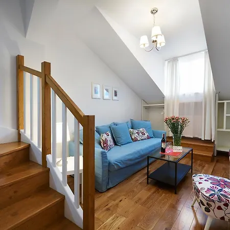Ξενοδοχείο με διαμερίσματα Golebia 8 4*