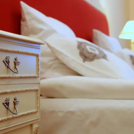 Apartahotel Gołębia 8