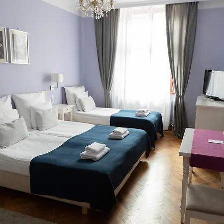 Apartahotel Gołębia 8 3*