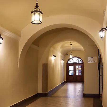 Golebia 8 Aparthotel