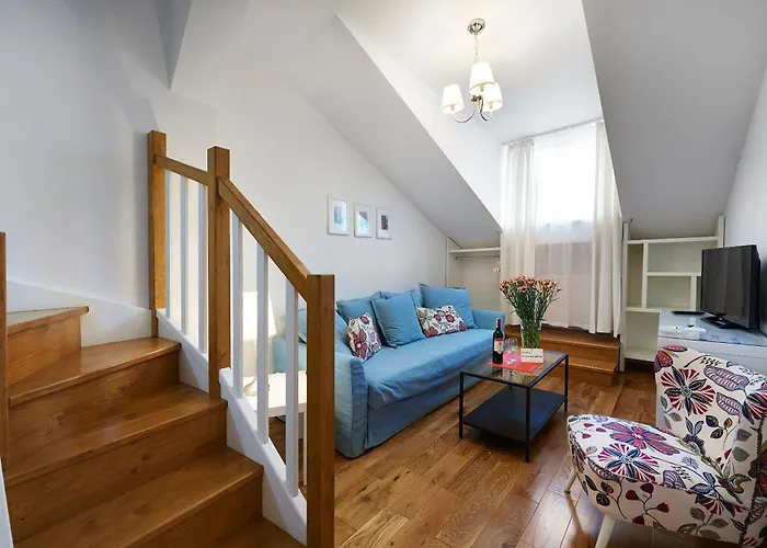 Aparthotel Golebia 8 4*