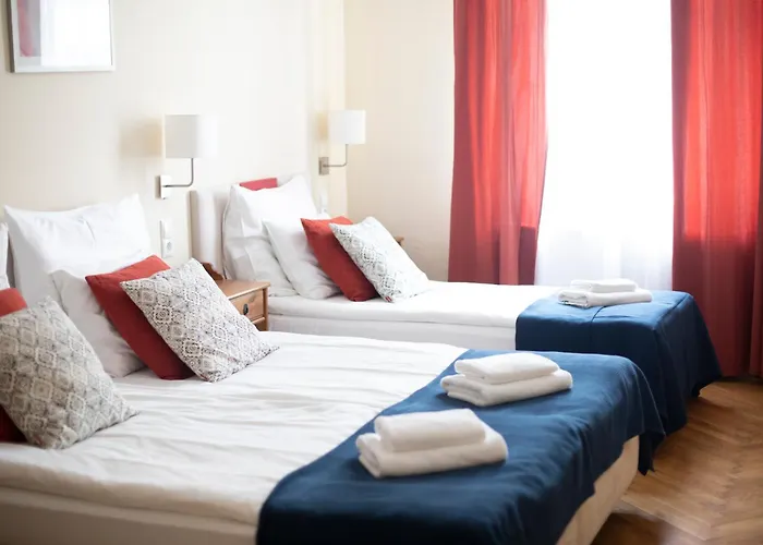 Golebia 8 Aparthotel 4*