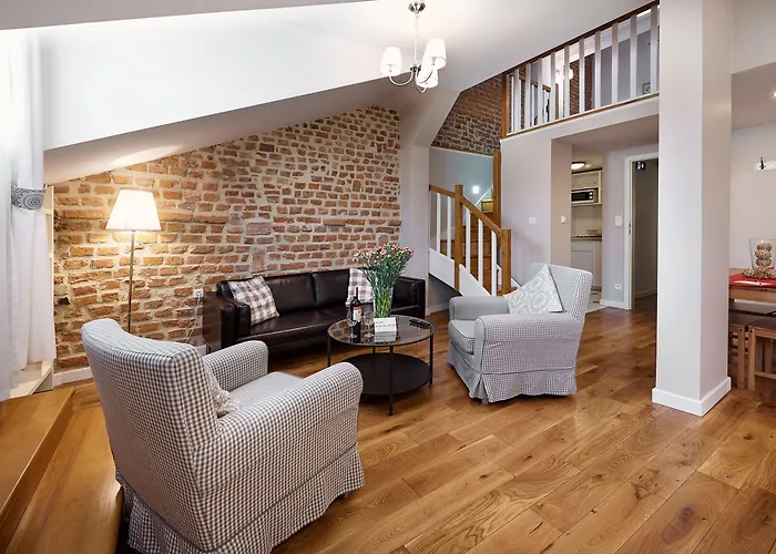 Golebia 8 Aparthotel 4*