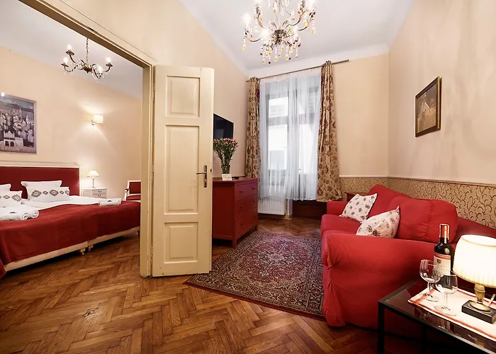 Aparthotel Golebia 8