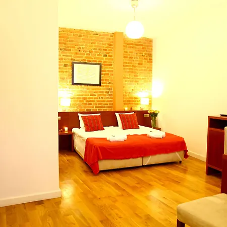 Golebia 8 Lejlighedshotel 4*