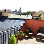 Gołębia 8 Hotel apartamentowy 4*