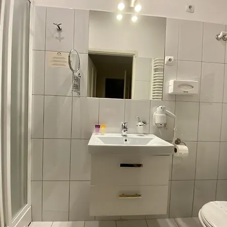Golebia 8 Aparthotel Cracovia